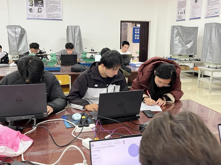 【学风引领】太阳成集团tyc33455ccwww顺利举办“高教杯”老员工先进成图技术与产品信息建模创新大赛院赛